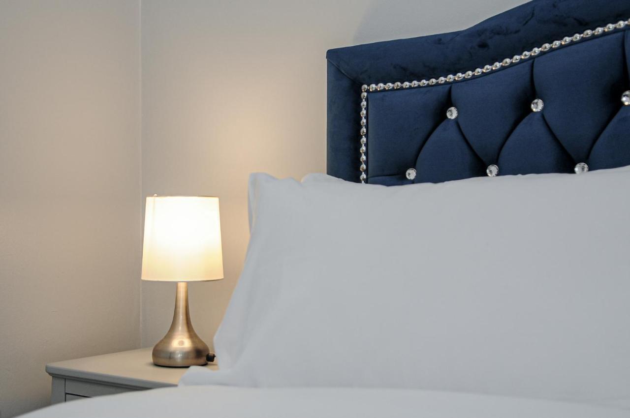 Greater London, 1 Bed London Flat, Parking, Nr Metro Stations, 15Mins To London 아파트 외부 사진